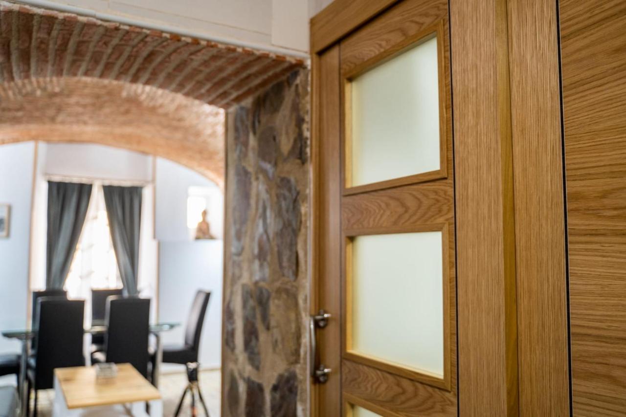 Art & Suite Apartment Caceres Exterior photo
